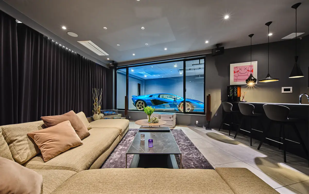 ビルトインガレージの建築実例_004